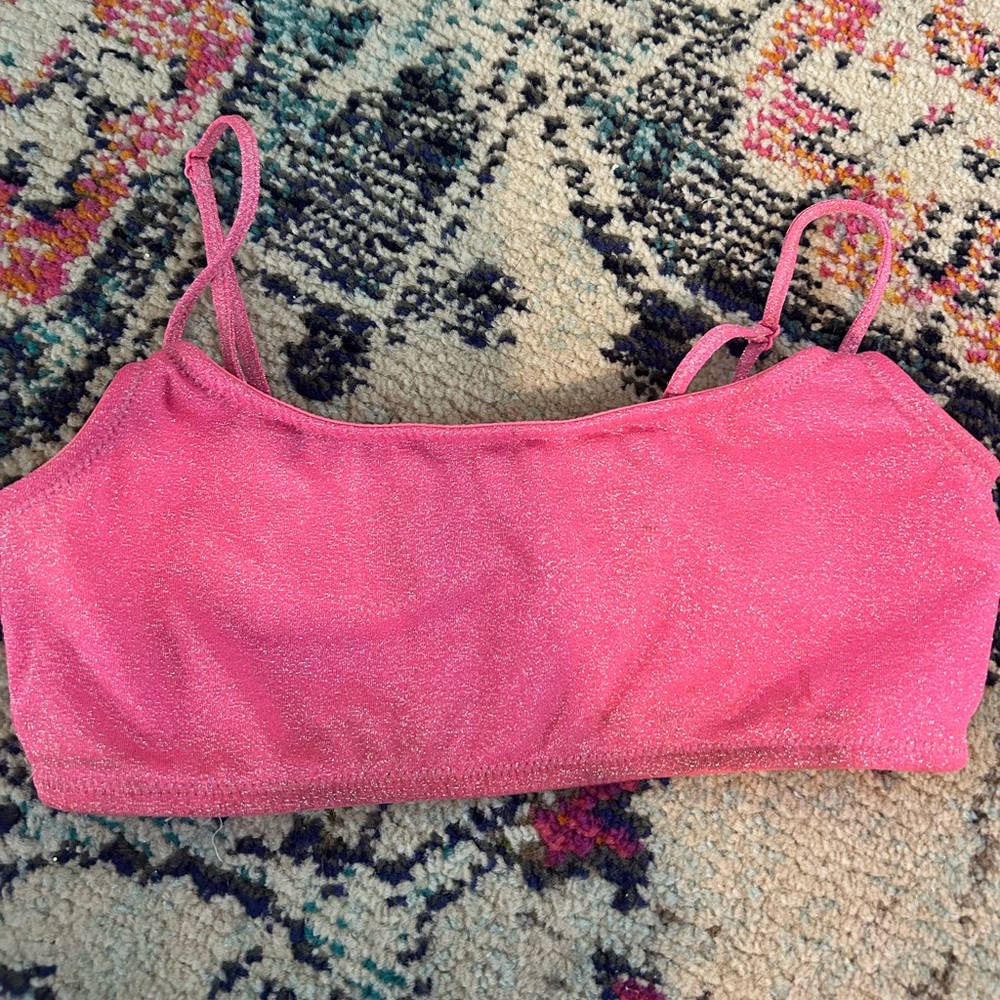 top is S+ and bottoms are S some fake tan residue on inside but not noticeable!